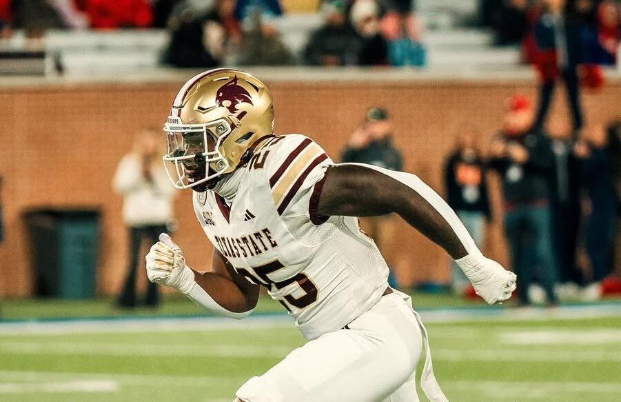 Double Blue Sign LB James Neal & RB Qualan Jones