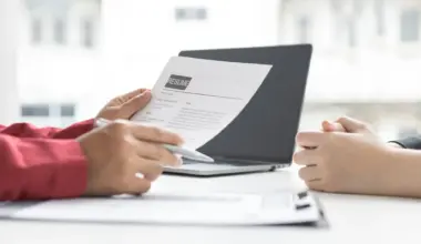 ‘It’s depressing,’ From seasoned professionals to students, Toronto job hunters say the system is failing them