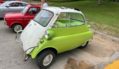 Tiny cars look for big reaction at the Canadian International Auto Show