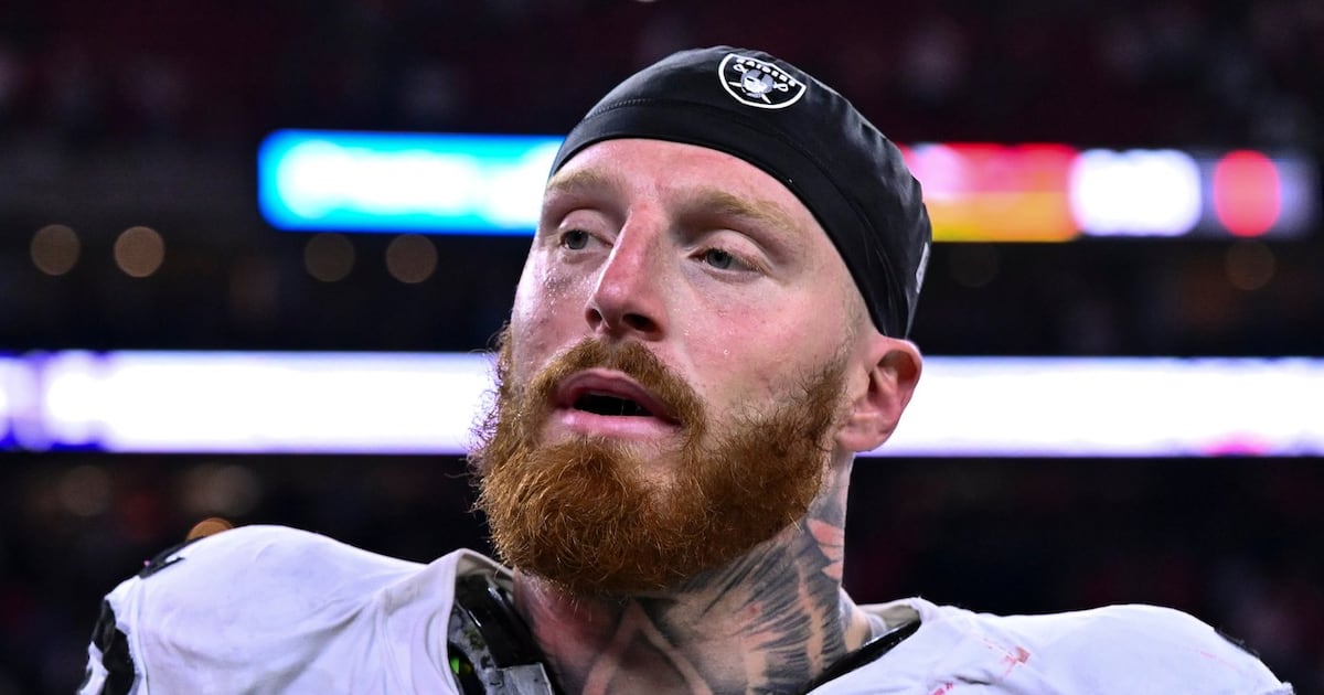 Raiders pass rusher Maxx Crosby laughs off trade talk, focuses on recovery