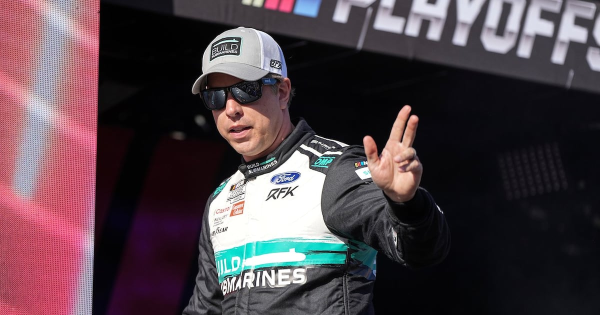 Brad Keselowski cleared to race in NASCAR's season-opening Daytona 500 after breaking his right leg