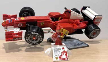 Review: LEGO 11375 Ferrari F2004 & Michael Schumacher
