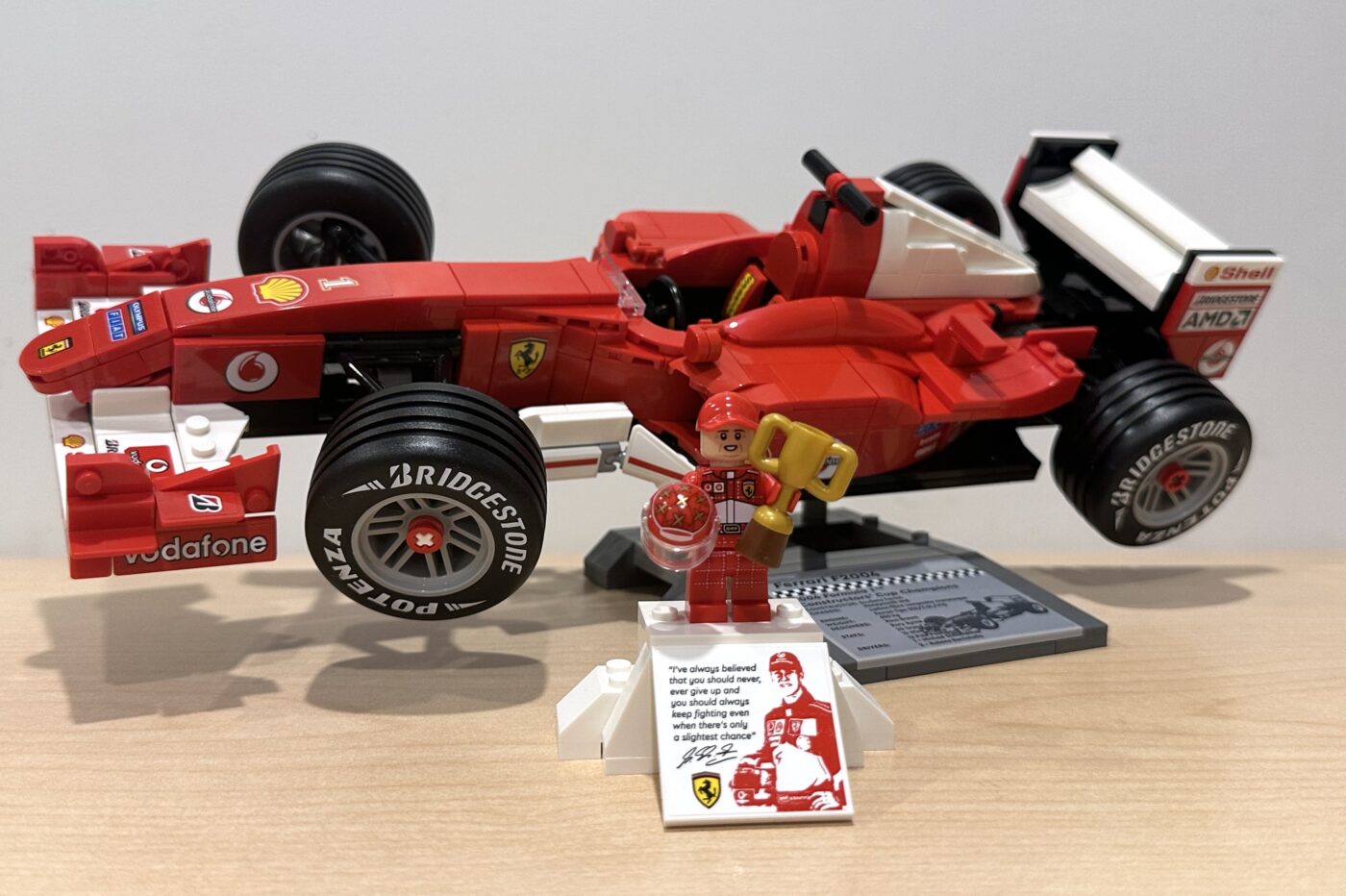 Review: LEGO 11375 Ferrari F2004 & Michael Schumacher