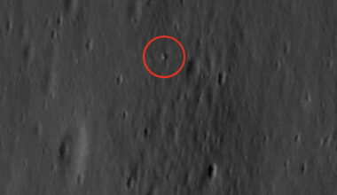 Luna 9 artificial objects