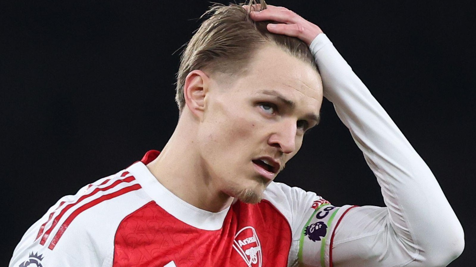 Arsenal: Martin Odegaard injury update as he reveals severity of knee issue