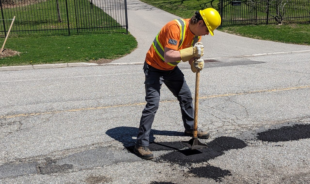 bad winter for potholes in mississauga.
