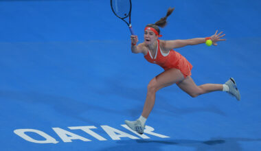 Muchova tops Sakkari in three, advances to Doha final vs. Mboko