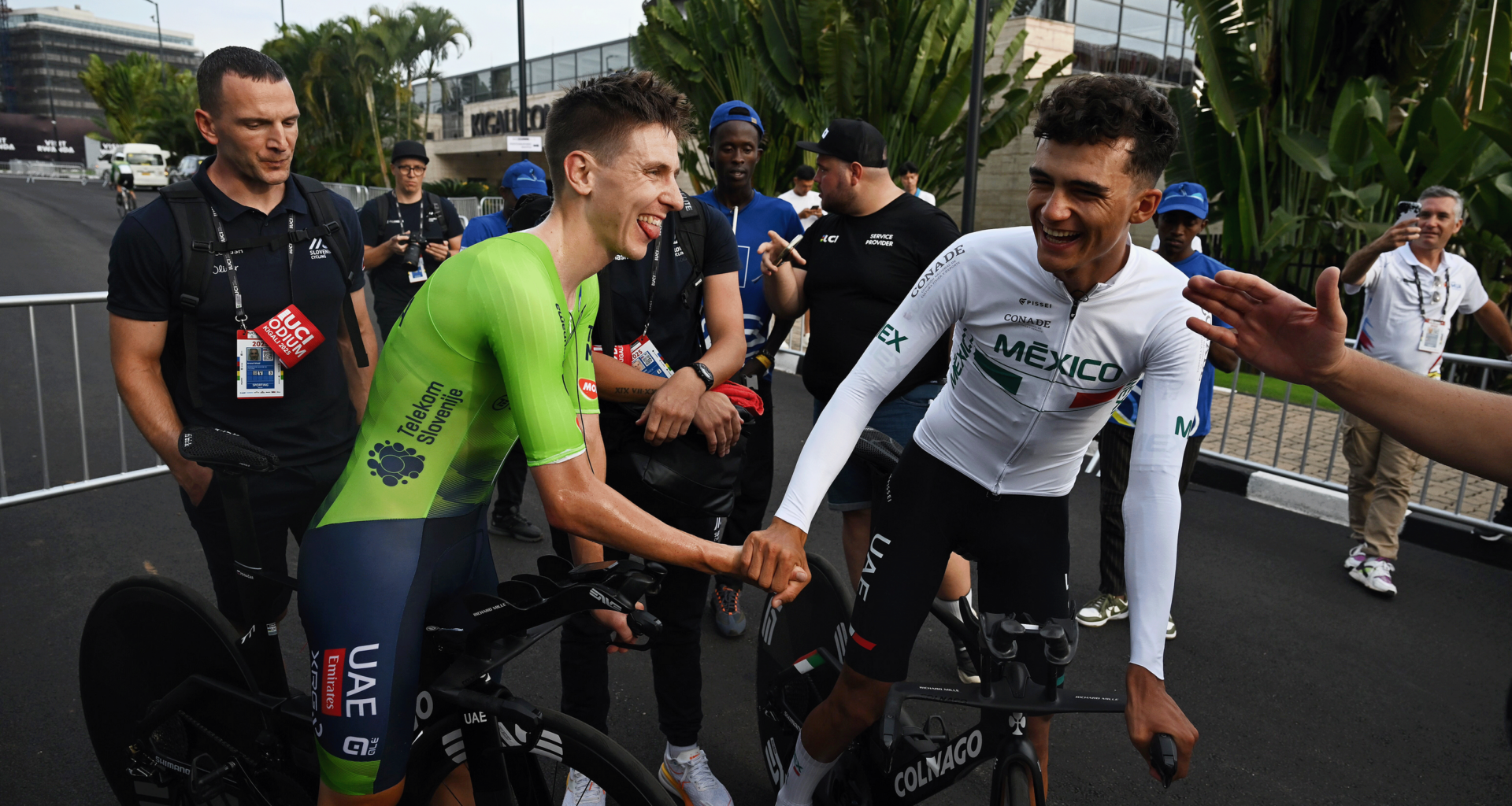 'It's nice to have some advice from him' – Isaac del Toro looks to defend Tadej Pogačar's UAE Tour title as UAE Team Emirates-XRG's leader on 2026 season debut