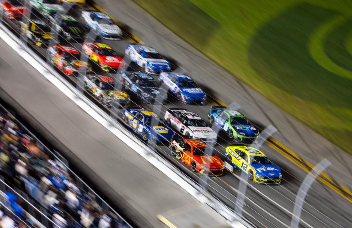 6 Projections for the Sunday's NASCAR Race