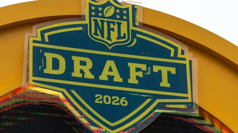 Cleveland Browns 3-round 2026 NFL mock draft round-up: Surprise picks & bold predictions image