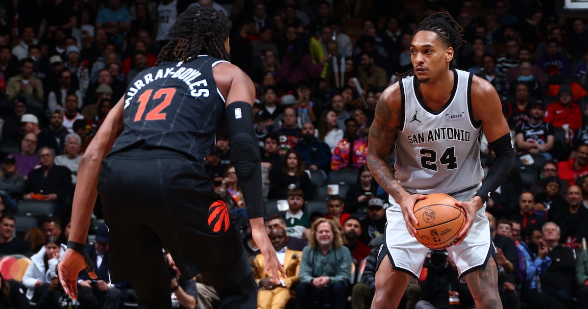 Devin Vassell leads as San Antonio Spurs use fourth-quarter rally to beat Toronto Raptors