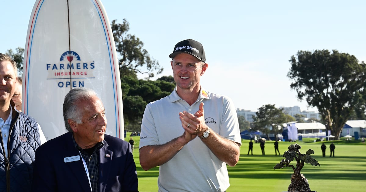 Justin Rose wins again at Torrey Pines, this time with longtime caddie at his side