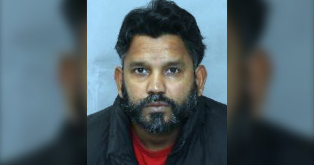 Toronto man charged with 4 counts of criminal harassment