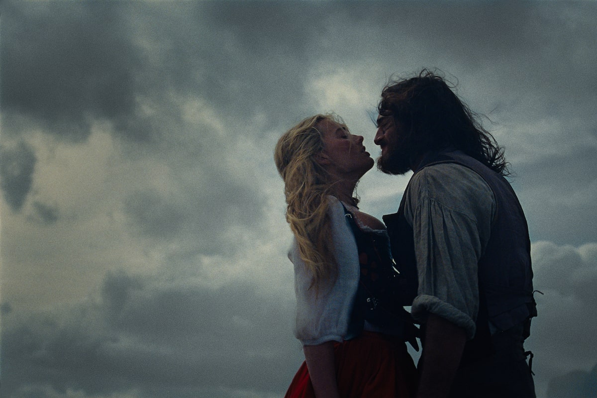 Garish and silly ‘Wuthering Heights’ strands Margot Robbie and Jacob Elordi on the moors forevermore