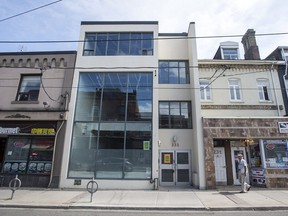 A building at 233 Carlton St. in Toronto.