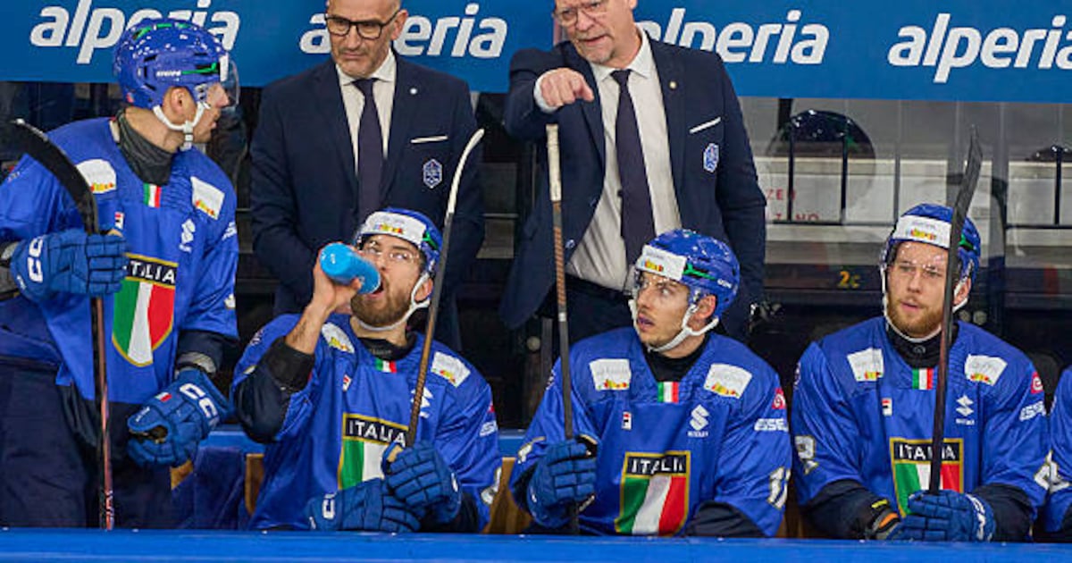 Olympic host Italy avoids NHL players but still brings in foreign hockey help