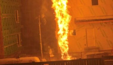 Edmonton propane fire shoots flames ’40 to 50 feet,’ forces home evacuations - Edmonton