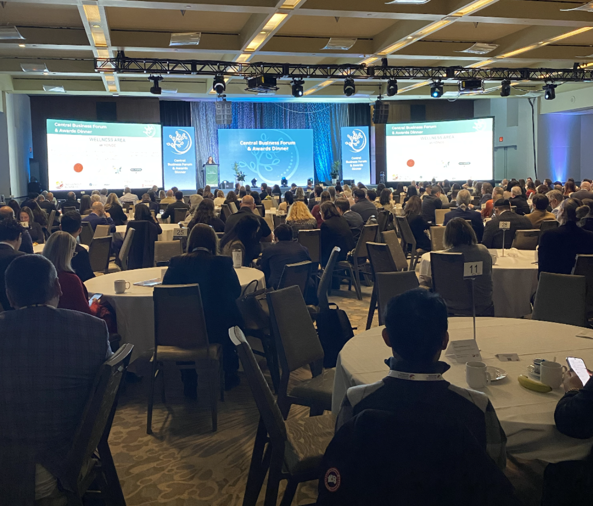 Rice talks business in Toronto – The Eastern Door