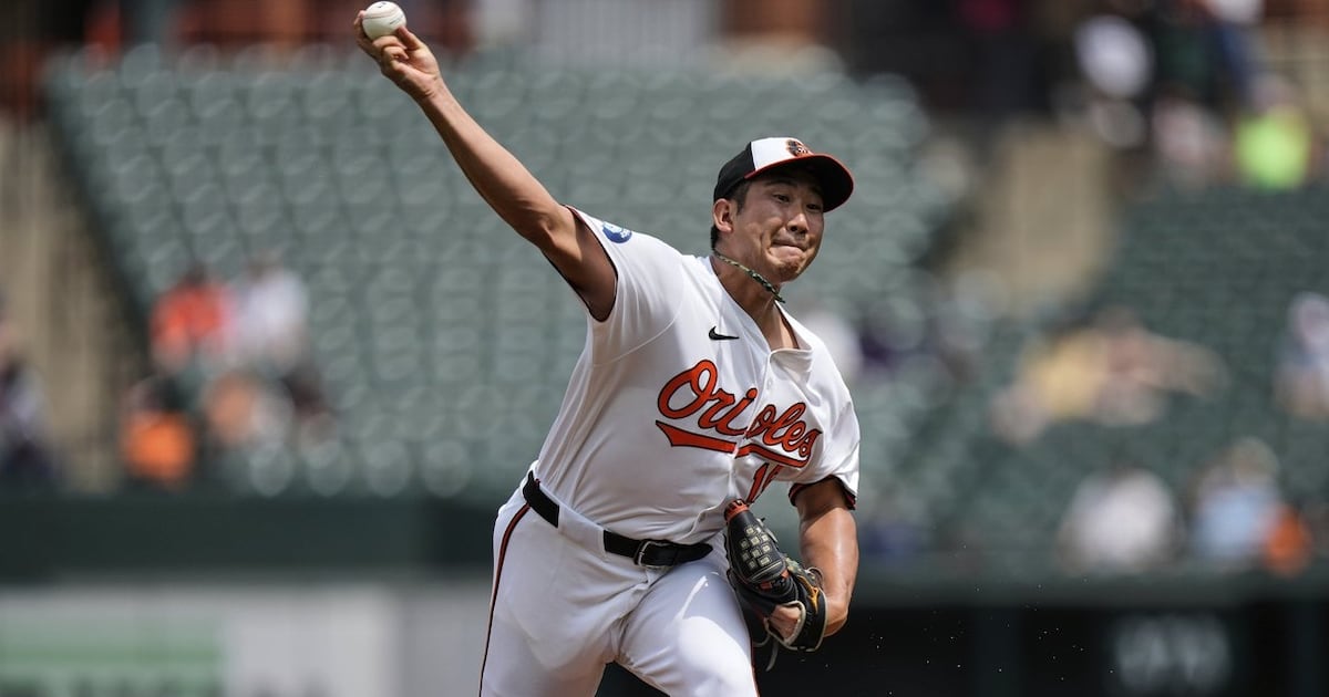 Colorado Rockies sign veteran righty Tomoyuki Sugano to one-year deal