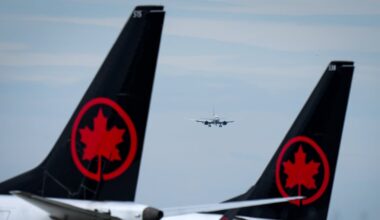 Canadian airlines announce contingency plans