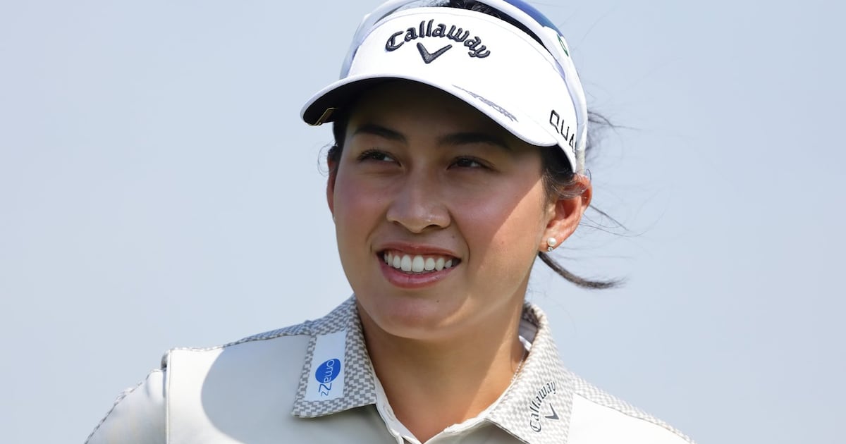 World No. 1 Jeeno Thitikul struggles in first round of LPGA’s Singapore event; Brooke Henderson T14