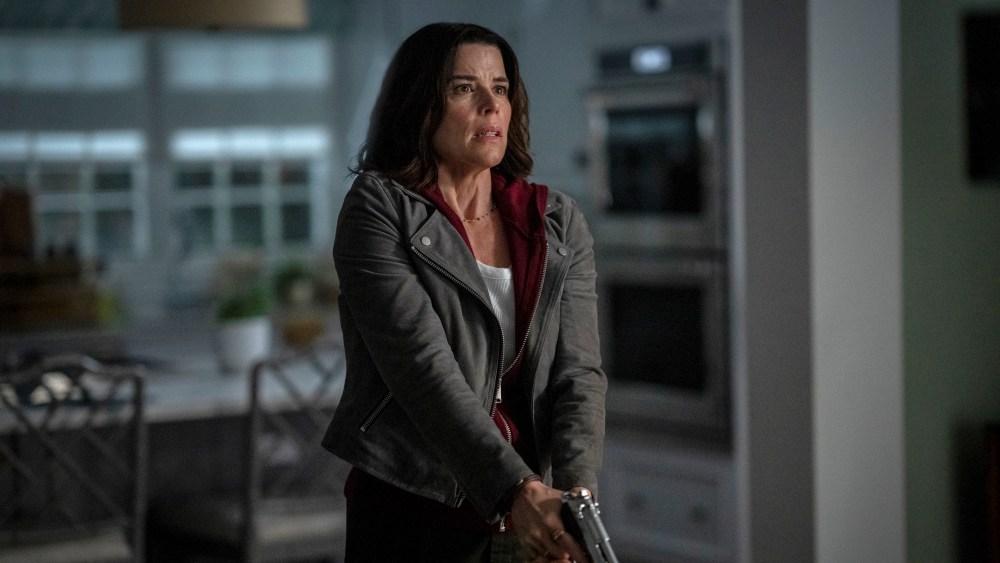 Neve Campbell Could Not 'Live With Myself' if She Took Scream 6 Offer