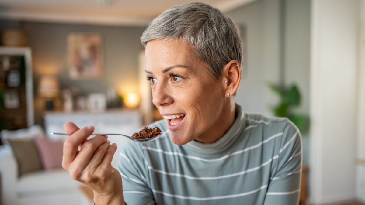 I tried fibre-layering - the latest hack to improve gut health and cholesterol