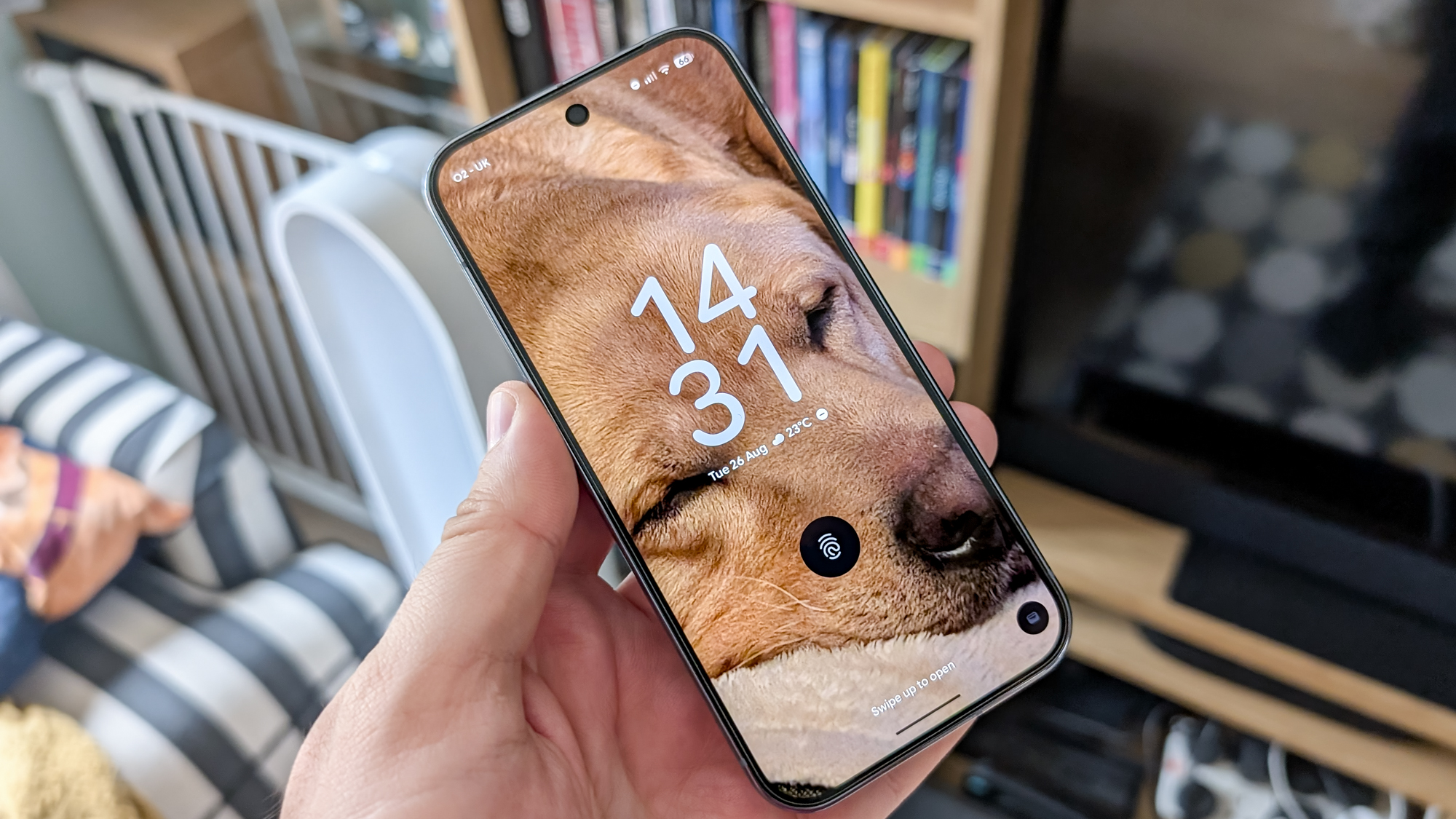 Google Pixel 10 pro moonstone review images