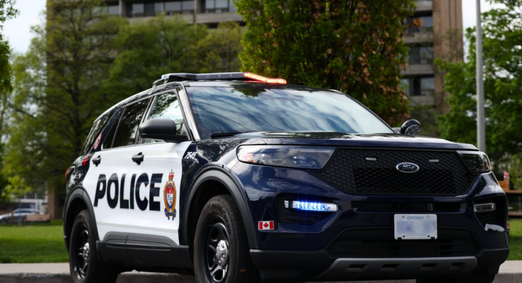 Ottawa man arrested and charged for luring children online