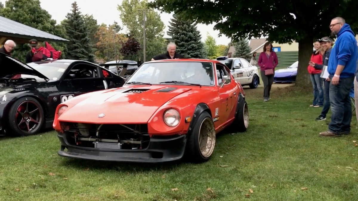 V12-Swapped Datsun Gets the F1 Exhaust Treatment and It Is Glorious