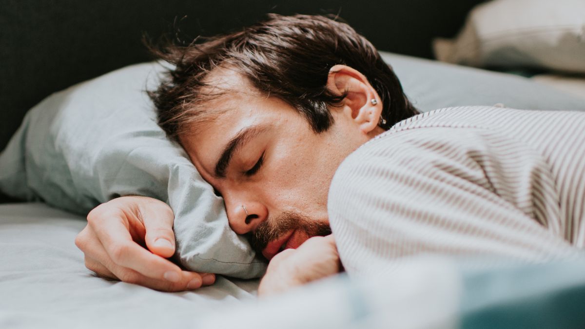 Study Ties 5 Subtypes of Sleep With Distinct Health And Lifestyle Patterns : ScienceAlert