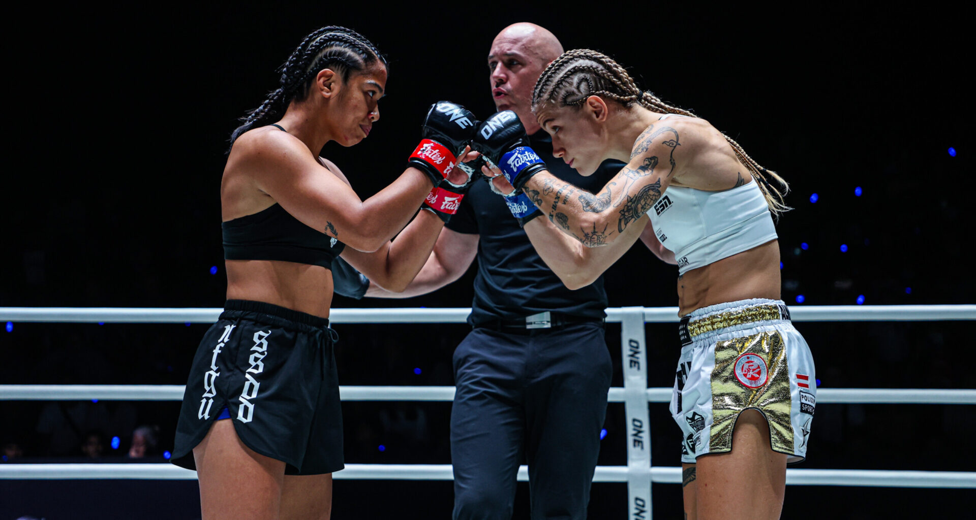 Muay Thai fighters Jackie Buntan and Stella Hemetsberger