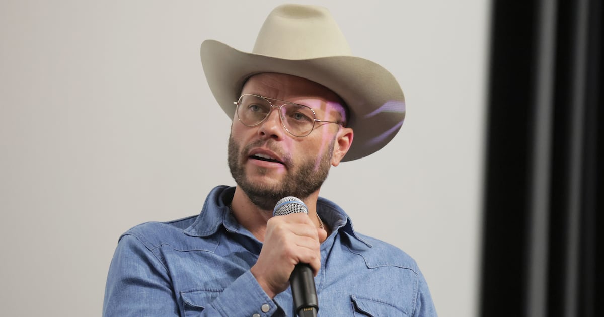 Grammy Nominee Dares Fellow Country Stars to Take on Trump