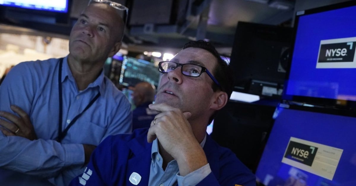 Markets today: Wall Street wobbles