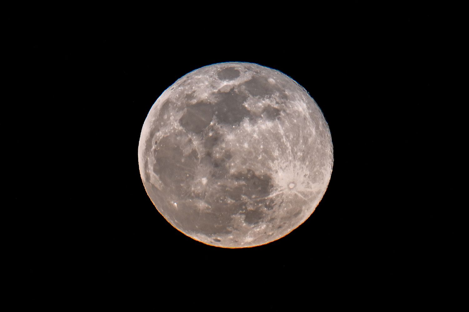 The Essential Guide to February 2026's Astronomical Highlights