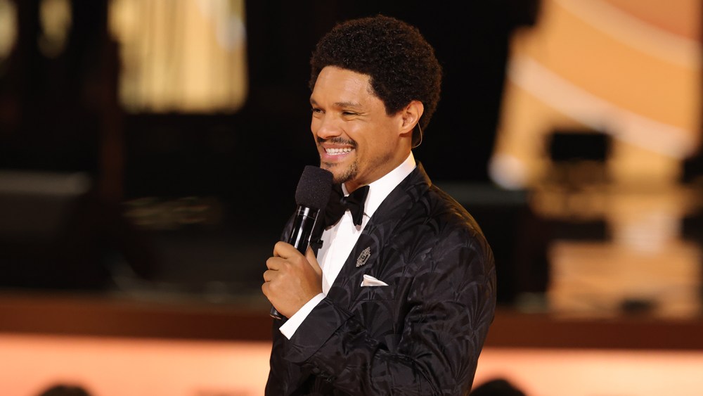 Trevor Noah Roasts Nicki Minaj at Grammys Over Donald Trump