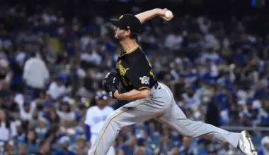 Red Sox sign pitcher from Japan with 2.42 ERA for MLB comeback image