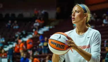 Why Lexie Hull and Sophie Cunningham’s off-court bond matters for the Fever’s next step image