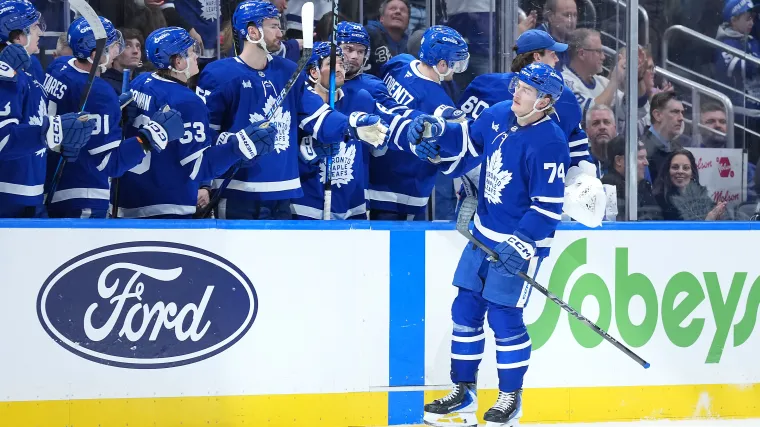 Maple Leafs listed with 12 players to trade before NHL deadline image