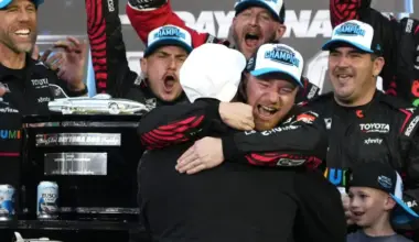 Full starting lineup for NASCAR Autotrader 400 at EchoPark Speedway image