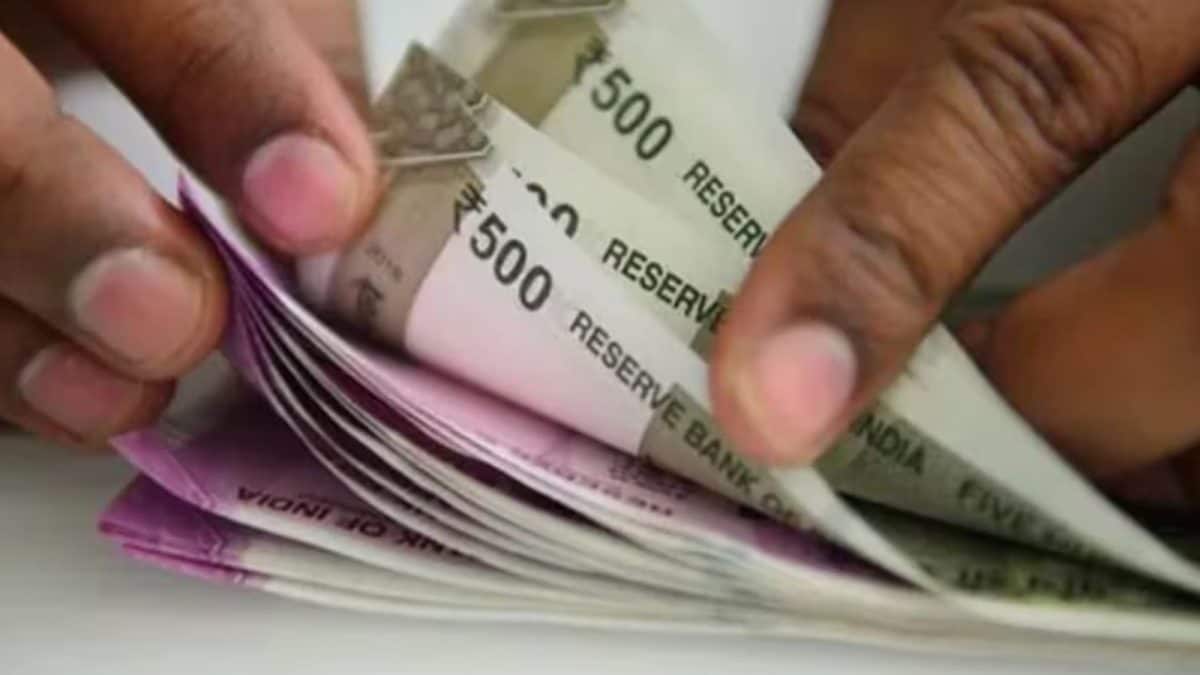 Will Central Staff Retired Before Dec 31, 2025 Miss Out On 8th Pay Benefits? What Govt Says | Banking and Finance News