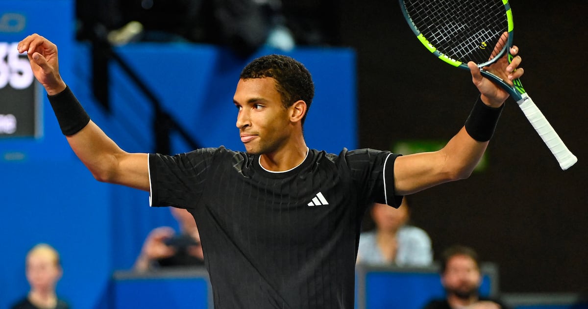 Felix Auger-Aliassime beats Adrian Mannarino to repeat in Montpellier