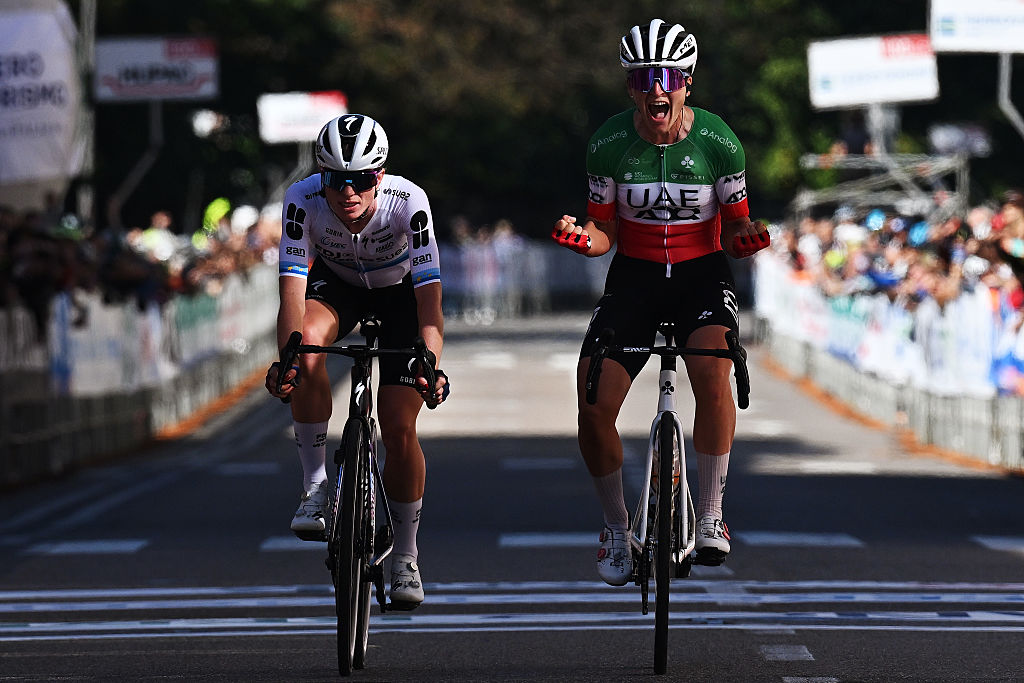 2025 Tre Valli Varesine: Longo Borghini celebrates the win