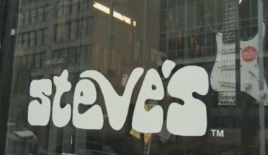 Steve’s Music Store liquidating Ontario, Quebec locations as part of ‘restructuring’ - CTV News