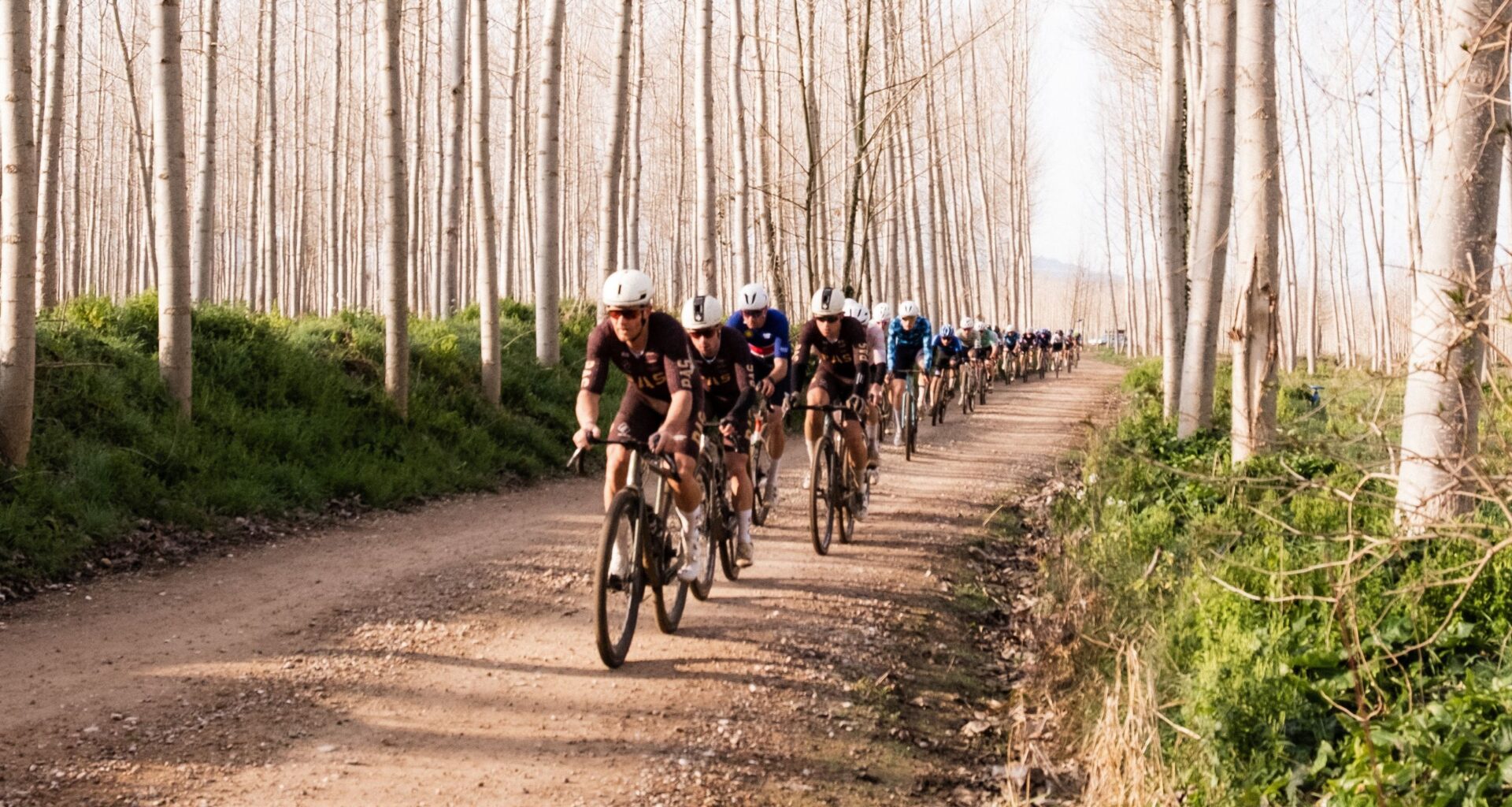 Where will top gravel riders launch new looks in 2026? Keegan Swenson, Matt Beers, Karolina Migoń, Sofia Gomez Villafañe among all-star cast at Santa Vall