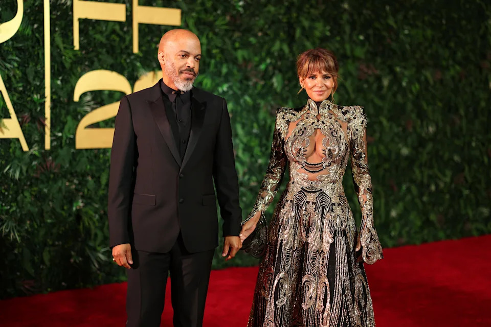 Van Hunt and Halle Berry attend the red carpet on the closing night of the Red Sea International Film Festival 2023 on Dec. 7, 2023, in Jeddah, Saudi Arabia.