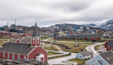 Nunavik Inuit travel to Greenland in solidarity against U.S. threats