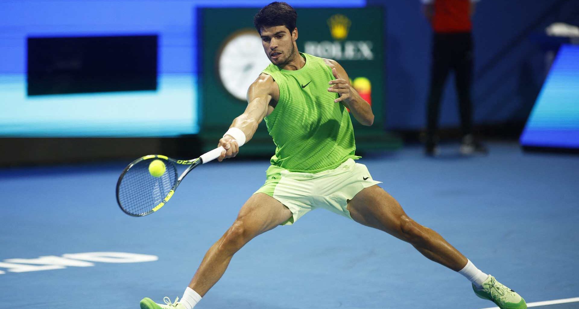 Carlos Alcaraz converts 6th MP to sink Andrey Rublev, awaits resurgent Arthur Fils in Doha final | ATP Tour