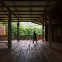 © Leonardo Finotti Sacred Yawanawa Village / Rosenbaum - Interior Photography, Wood
