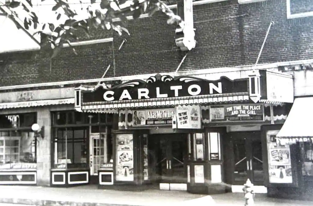 Plan to demolish historic Toronto theatre for new condo development to be considered by council